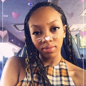 Meet your Posher, Tiara